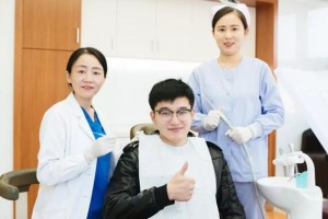 牙齒矯正不是青少年的專利，成年人也有追求美的權(quán)利”