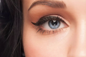 去韓國(guó)去眼袋手術(shù)要多少錢？純真崔宰源介紹不同方法適合人群