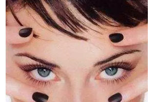 5個(gè)方法不用整容的方法也能擁有迷人雙眼！