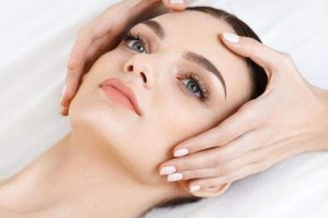 鶴崗市人民醫(yī)院美容整形科整形價格表一覽及醫(yī)院介紹