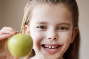 武漢美之仁醫(yī)療美容醫(yī)院粱杰整形價(jià)格表附肋軟骨隆鼻案例展示