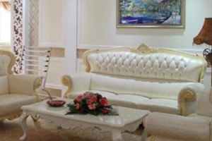 鄭州華山整形醫(yī)院是正規(guī)醫(yī)院嗎  雙眼皮恢復(fù)過程圖