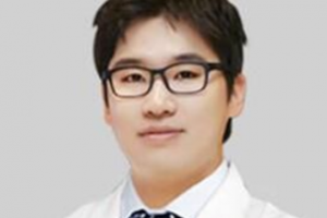 上海愉悅美聯(lián)臣醫(yī)療美容醫(yī)院曹棟弼怎么樣？附真人磨骨案例