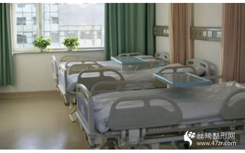 海南省人民醫(yī)院怎么樣？隆鼻真人6個月恢復(fù)果圖|價格表