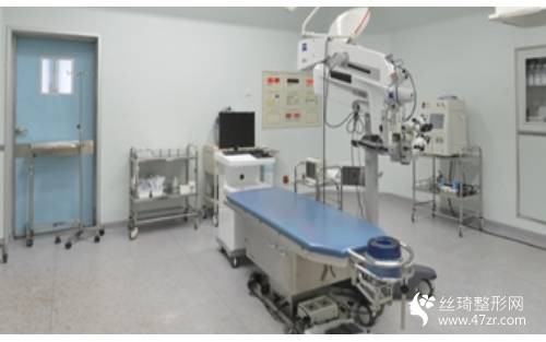 安徽省省立醫(yī)院美容科怎么樣？隆胸果分享