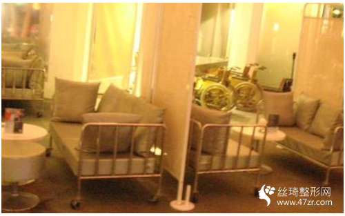 哈爾濱市第一醫(yī)院評(píng)價(jià)怎么樣吸脂多少錢醫(yī)生信息真實(shí)案例圖