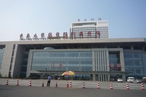 青大附屬醫(yī)院醫(yī)美技術(shù)怎么樣？祛眼袋案例圖速看！