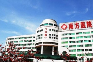 南方醫(yī)院整形科哪個(gè)醫(yī)生抽脂技術(shù)好？?jī)r(jià)格表+案例圖